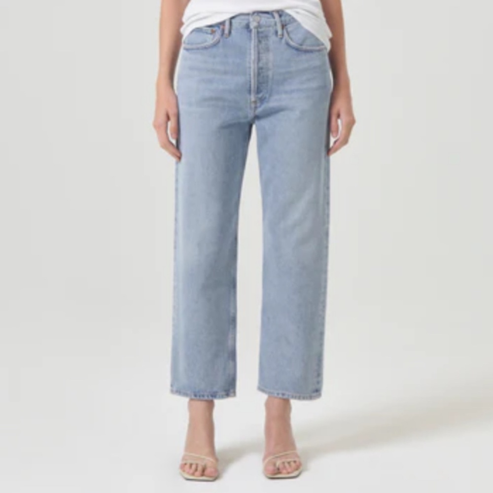 Denim- 90’s Crop Mid-rise Straight